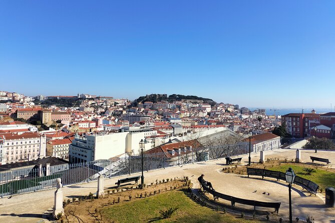 4 Hour Private Tuk Tuk Tour in Lisbon