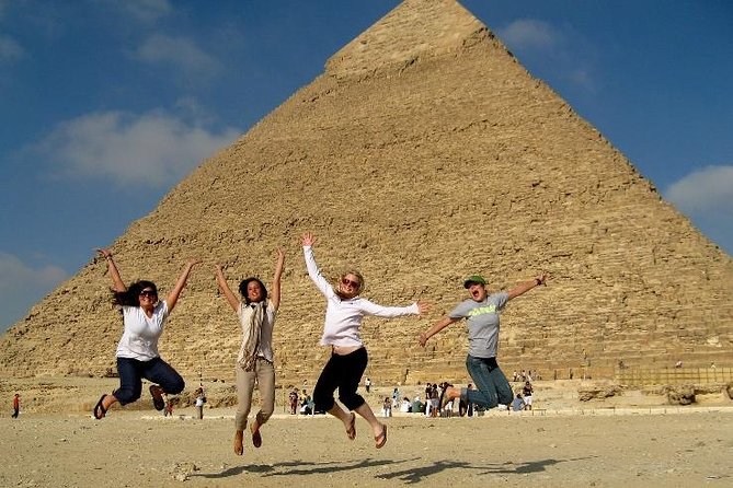 4-Hours Private Guided Tour to Giza Pyramids, Sphinx and The Valley Temple
