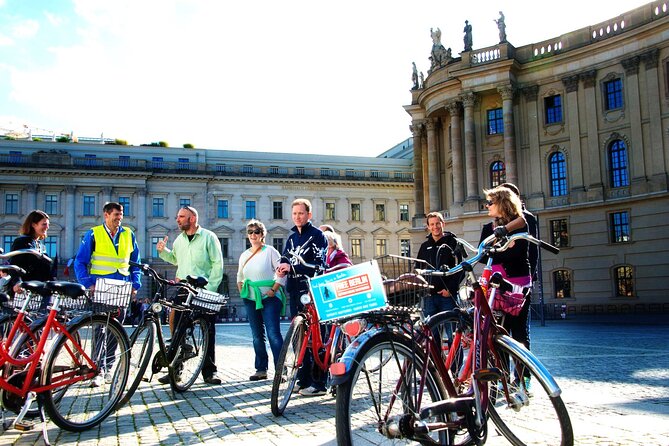 5-hour Guided Bike Tour in Berlin Deep Drive