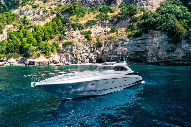 A Full-Day Private Yacht Cruise From Positano to Nerano