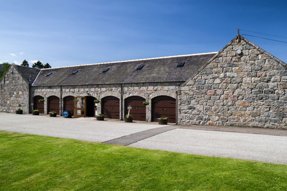 1 aberdeenshire castle distillery private group 1 day tour Aberdeen&Shire Castle & Distillery Private Group 1 Day Tour