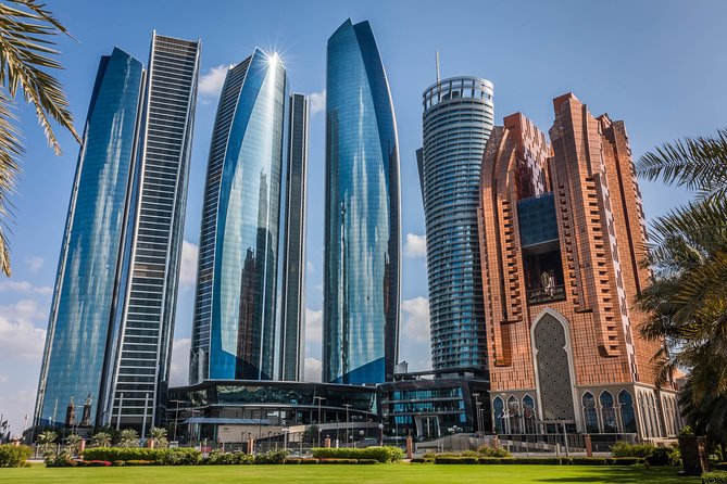 Abu Dhabi City Tour in Full Day Sharing Basis From Dubai