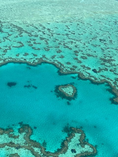 Airlie Beach: Whitsundays & Great Barrier Reef Scenic Flight