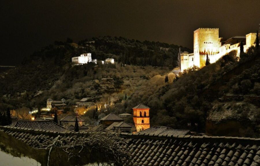 Albayzin and Sacromonte Private Tour at Sunset