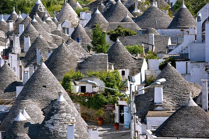 Alberobello Private Walking Tour With Gelato Tasting - Gelato Tasting Experience Details