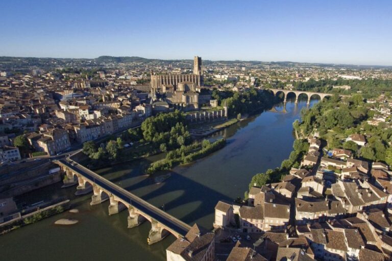 Albi: Private Guided Walking Tour