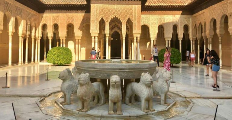 Alhambra: Guided Tour With Fast-Track Entry