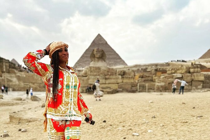 All Inclusive Day Trip to Pyramids of Giza, Sphinx and Saqqara