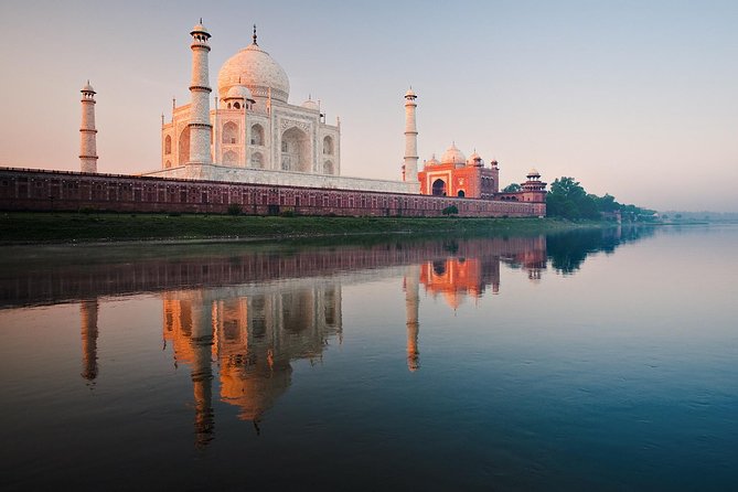 All Inclusive Taj Mahal Day Tour From Delhi by Superfast Train