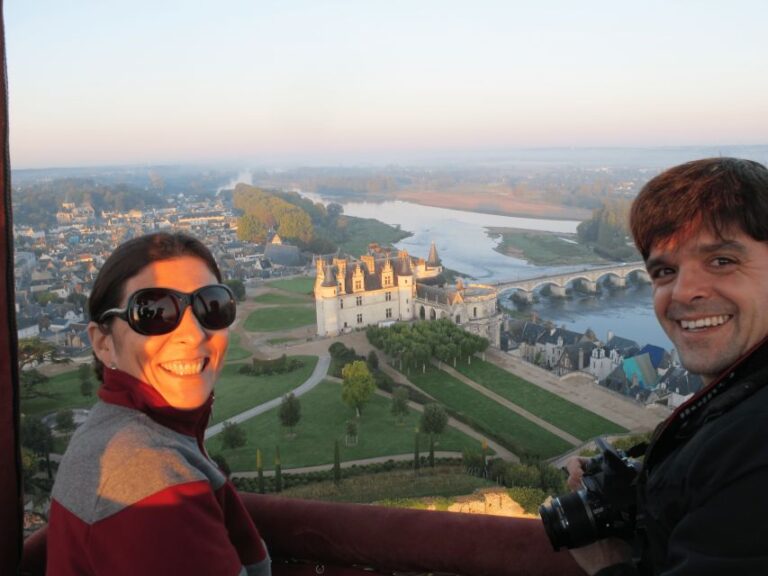 Amboise Hot-Air Balloon VIP for 4 Over the Loire Valley