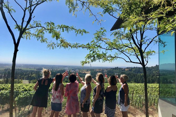 1 amy rebas day drinking wine tours where well drive you to drink Amy & Rebas Day Drinking Wine Tours, Where Well Drive You to Drink