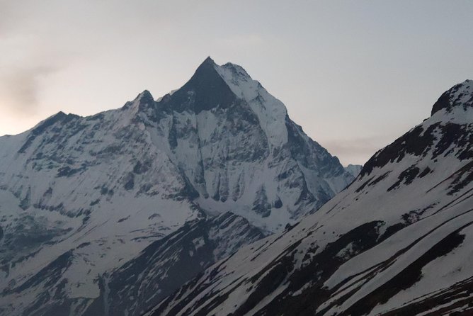 Annapurna Base Camp Trek (11 Days) 1200usd