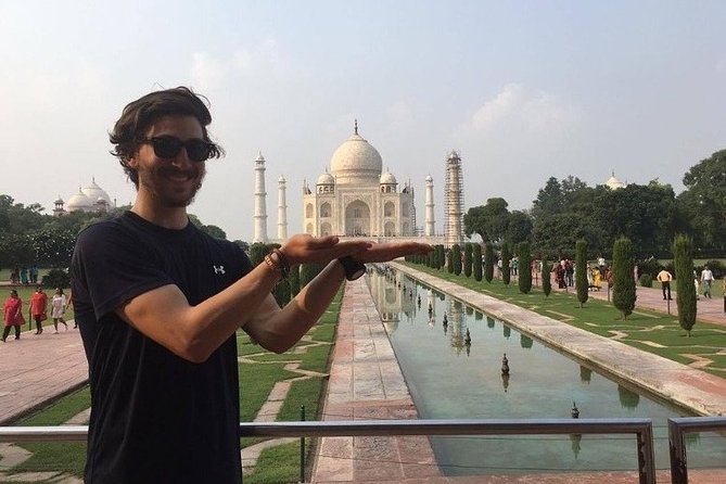 Approved Tour Guide in Agra for Full Day Sightseeing