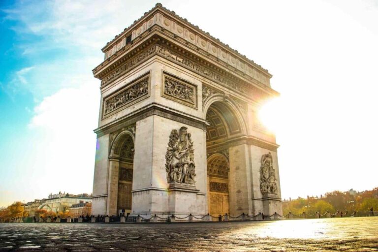 Arc De Triomphe Audio Guide (Admission Txt NOT Included)