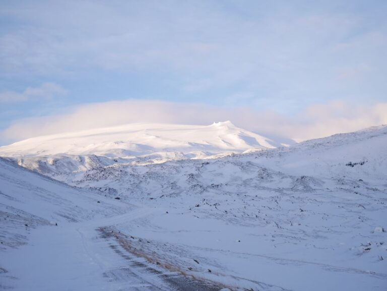 Arnarstapi: Snæfellsjökull Glacier and Volcano Hike