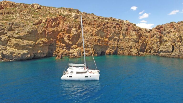 Athens Riviera: Half-Day Private Catamaran Cruise