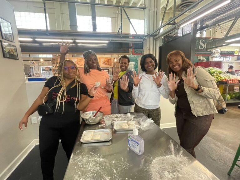 Atlanta: Historic Market Food Tour and Biscuit Cooking Class