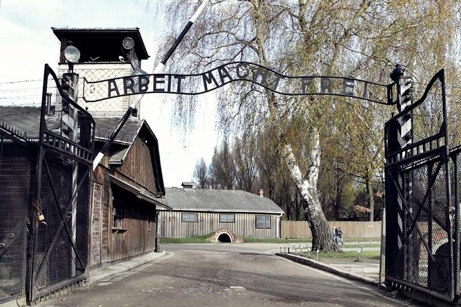 Auschwitz-Birkenau Guided Tour by Private Transport From Krakow