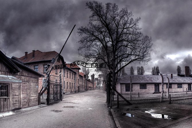 Auschwitz Tour From Wroclaw