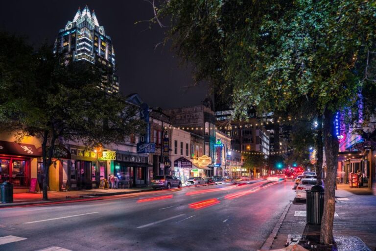 Austin: Downtown Live Music Pub Crawl