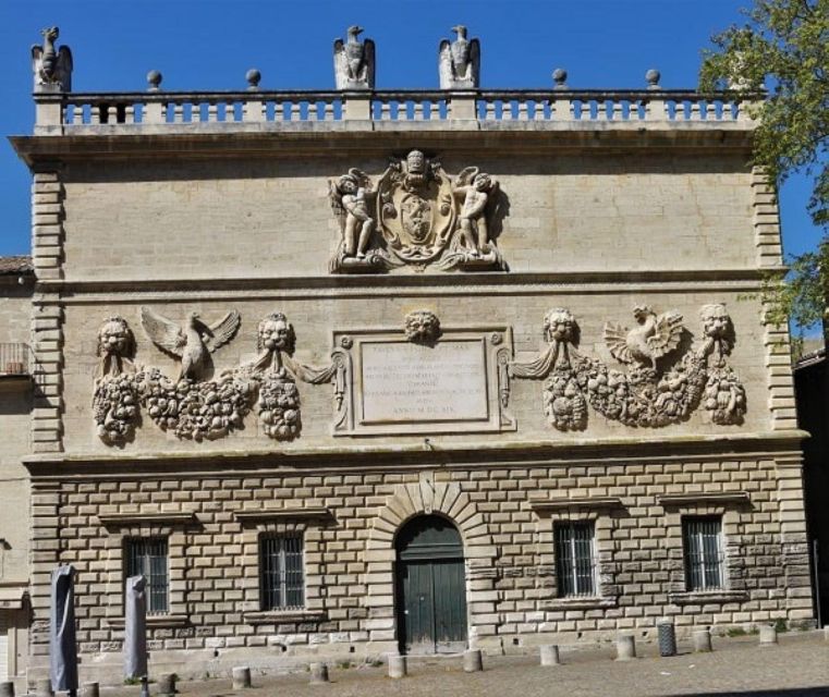 Avignon: Around The Palace Tour