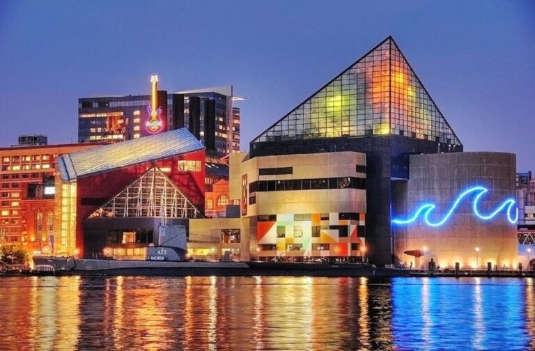 Baltimore: Inner Harbor Sunset Cruise