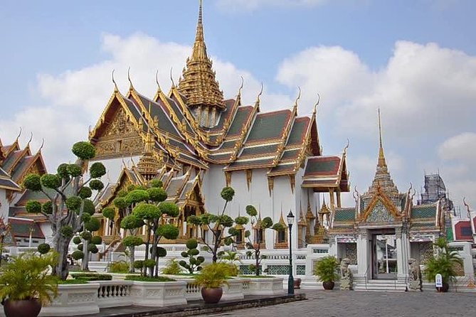 Bangkoks Grand Palace & Top Sights Walking Tour
