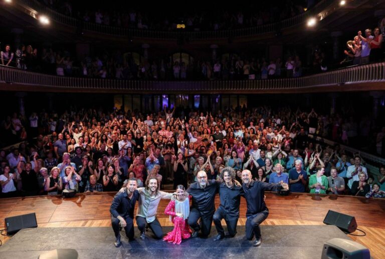 Barcelona: Guitar Trio & Flamenco Dance @ Palau De La Música