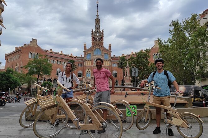 Barcelona Highlights Private Bicycle Tour - Meeting and Pickup Details