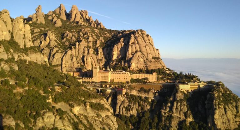 Barcelona: Montserrat Monastery and Natural Park Guided Tour