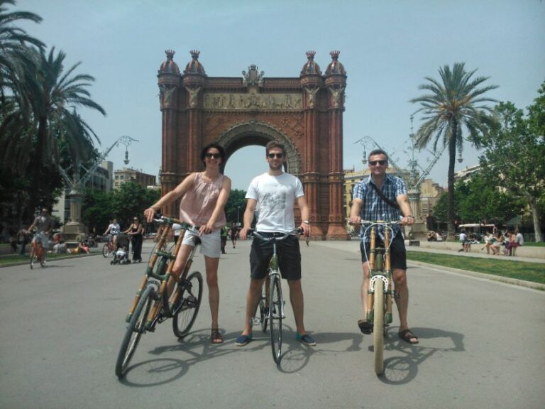 Barcelona: Private Highlights Tour by Bamboo Bicycle