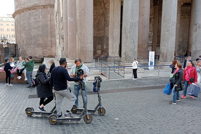 Baroque Tour With Guide in Rome by Scooter 2 Hours