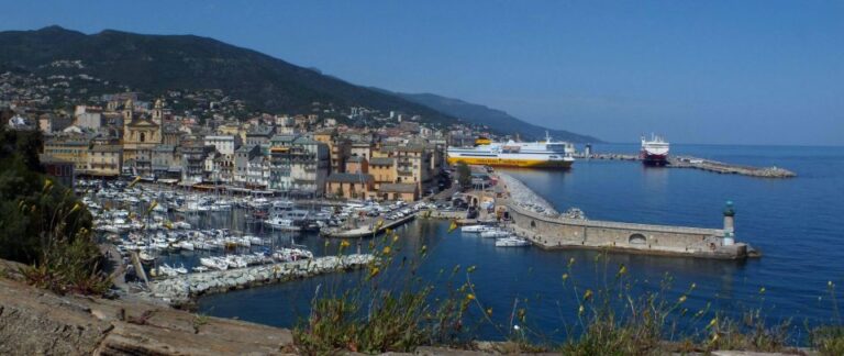 Bastia: Private Walking City Tour