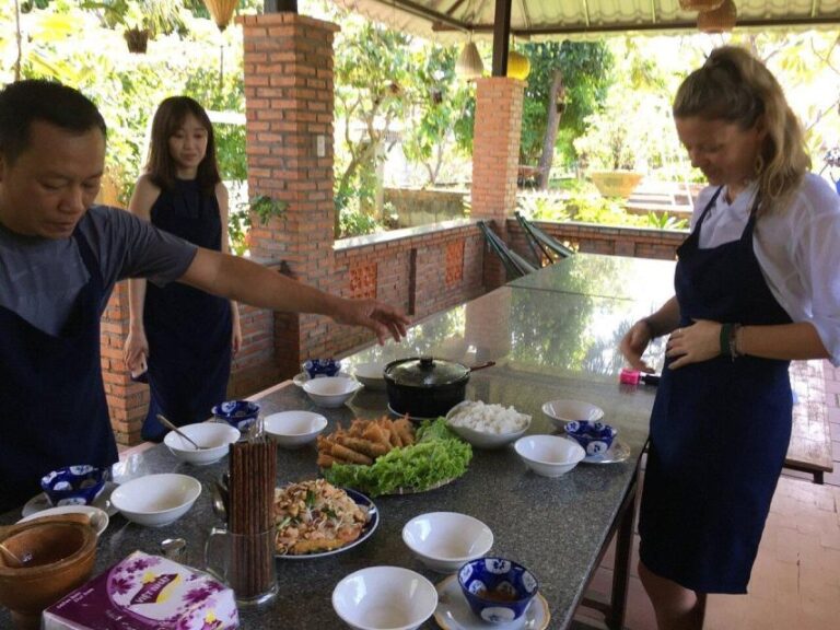 Bay Mau Cooking Class With Ha Noi Phở in Local Home