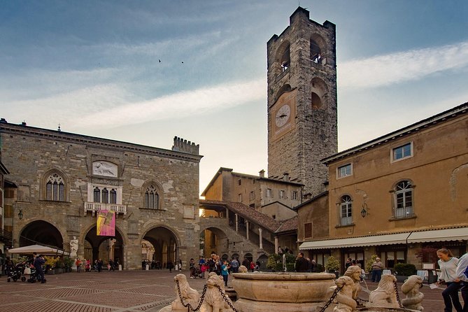 Bergamo: 2.5-Hour Private Walking Tour of the Upper Town