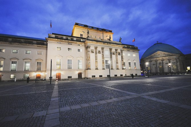 Berlin by Night Private Tour – All Must-See Sites Magically Lit Up at Night