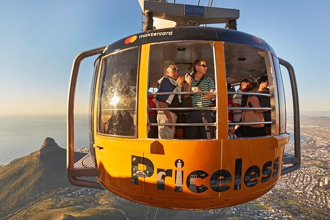 Best of Cape Town Full-Day Private Tour With Table Mountain