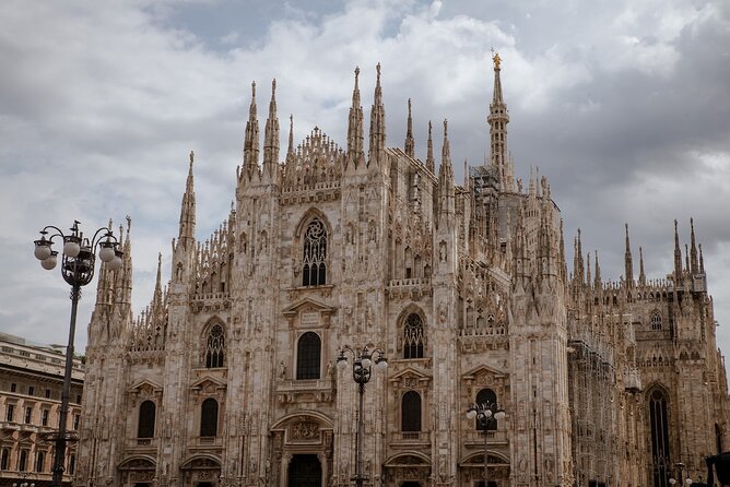 Best of Milan Small-Group Walking Tour With Duomo Visit