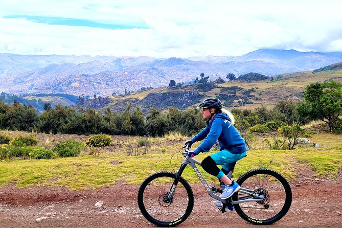 Bike Tour and Cevichito in Cusco – MTB