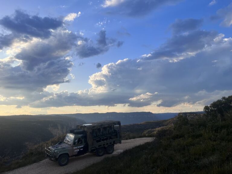 Blue Mountains 90 Minute Army Truck Adventures