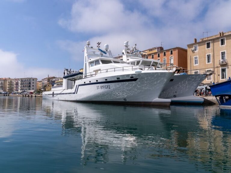 Boat Walk in Sete on the Singular Island 1 Hour