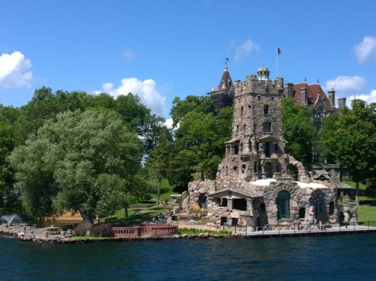 Boldt Castle and Two Nation Tour