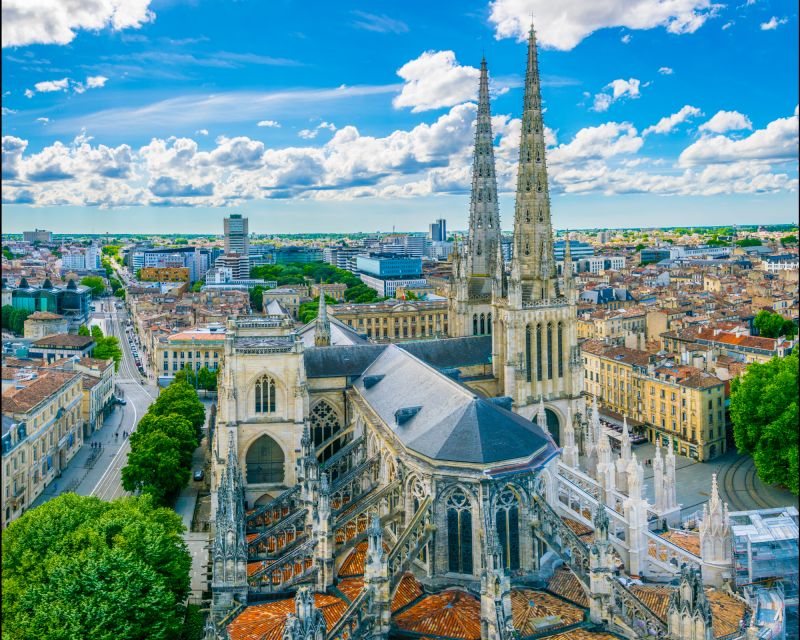 1 bordeaux historic center walking tour and candy tastings Bordeaux: Historic Center Walking Tour and Candy Tastings