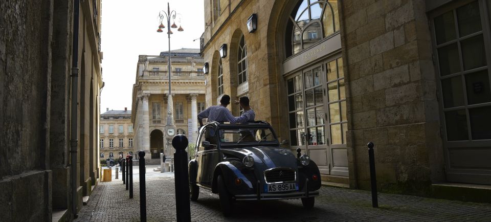 1 bordeaux private tour in a citroen 2cv 45min Bordeaux: Private Tour in a Citroën 2CV 45min