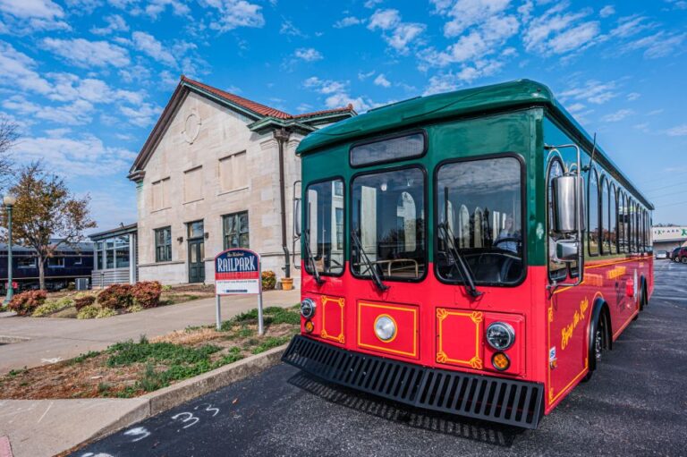 Bowling Green: City Sightseeing Tour by Trolley