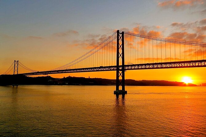 Cacilhas Sunset and Seafood From Lisbon Private Tour