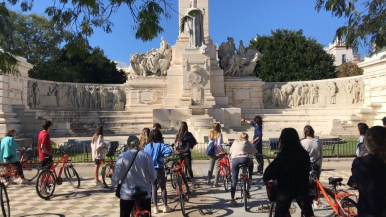 Cadiz: City Bike Tour