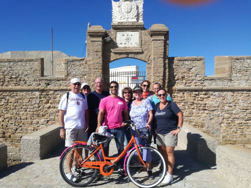 1 cadiz guided bike tour Cádiz: Guided Bike Tour