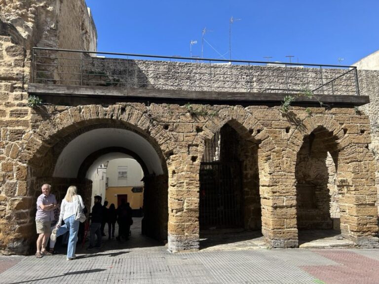 Cadiz: Historical Walking Tour