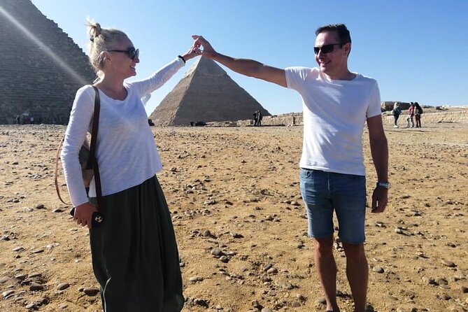 Cairo Private Layover Tour to Giza Pyramids and Sphinx